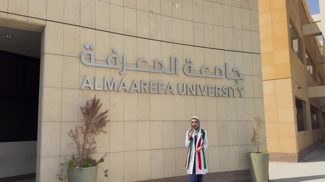 🎥| في إطار تعزيز حضورها الأكاديمي دوليًا..وبصوت طلبتنا الكويتيين في #جامعة_المعرفة، نشارككم جانبًا من تجربتهم الأكاديمية، وندعوكم لل...