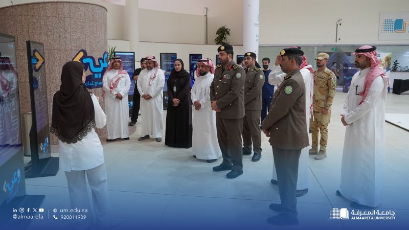 افتتح سعادة رئيس #جامعة_المعرفة، وسعادة اللواء محمد الشمري، مدير أكاديمية الأمير نايف بن عبدالعزيز لمكافحة المخدرات، معرض التوعية...